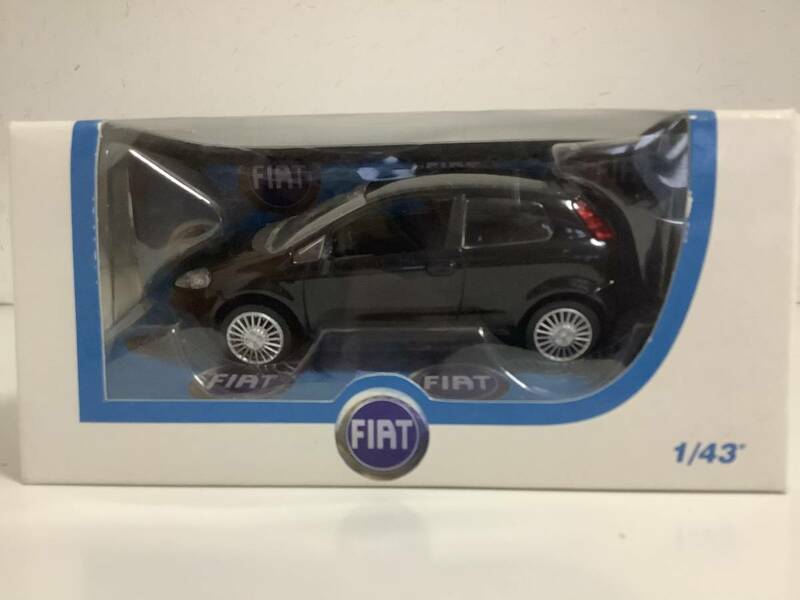 FIAT フィアット 3代目 グランデ プント 1.4 2006年~2010年式 1/43 約9.3cm ノレブ ミニカー カラーサンプル 色見本 送料￥350