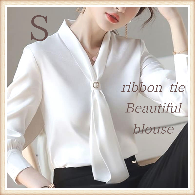 S リボン ネクタイ シャツ パール飾り ホワイト 長袖 きれいめ ブラウス 白 フォーマル オフィス シャツ