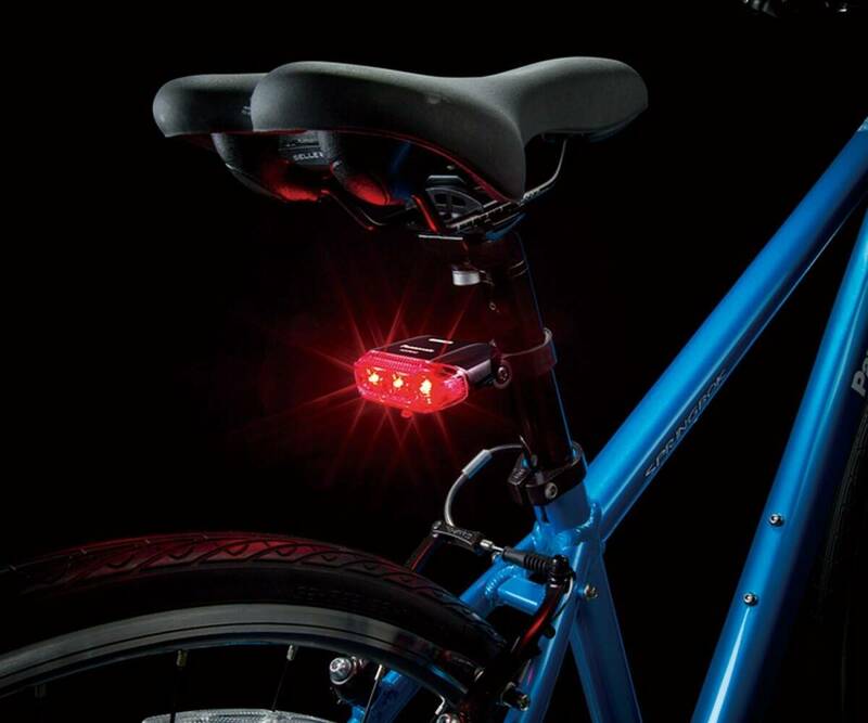 ★ Panasonic / パナソニック LEDかしこいテールライト 自転車 ブラック W74×D60×H32mm NSKR603-B