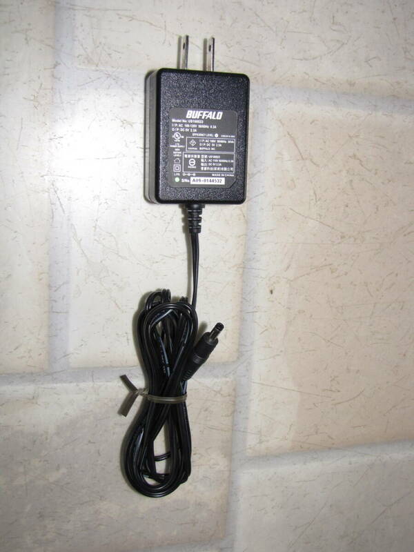 BUFFALO 周辺機器用 AC ADAPTER Model No.US100523 DC5V 2.3A