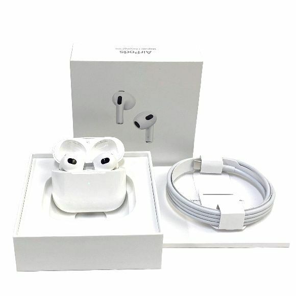 G8765【アップル】 AirPods 第3世代 A2565 EMC3586 ワイヤレスヘッドフォン Lightning 充電ケース付き・保証書・動作品