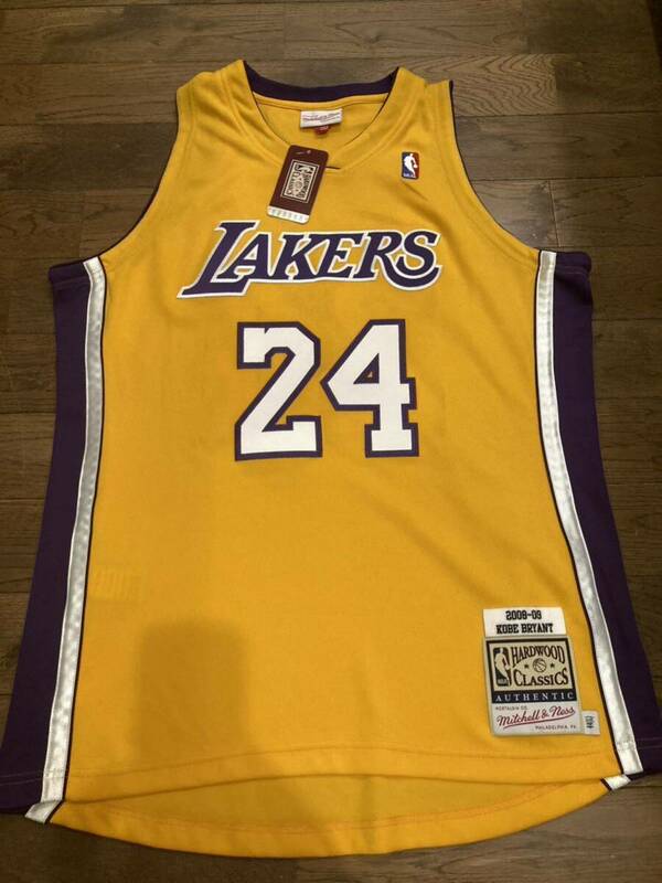 【新品タグ付き】MITCHELL & NESS KOBE BRAYNT レイカーズ ユニフォーム サイズ44 ミッチェル ネス コービー ブライアント ゲームウェア