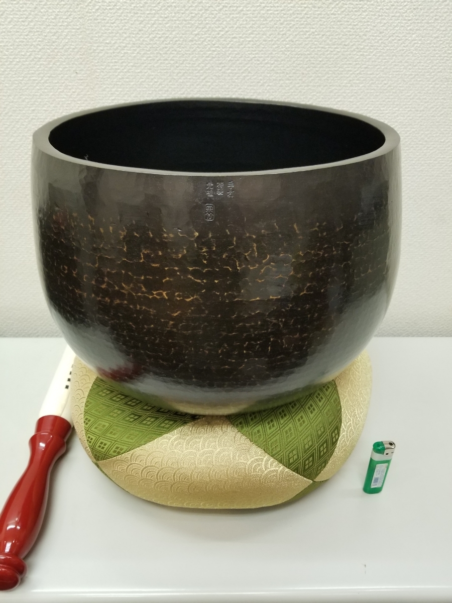 寺院用　きん　大徳りん　手打ち　宗竹　一尺二寸　径３６センチ　金襴布団撥付　鳴り物　廃盤　逸品　デッドストック　荘厳　アウトレット