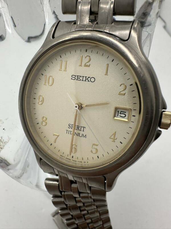 【SEIKO 】クォーツ 腕時計 titanium SPIRIT 中古品　不動　ジャンク　わけあり