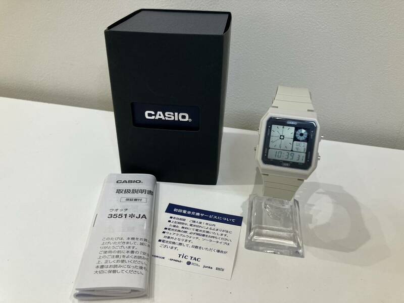 稼働品 CASIO LF-20W 時計 アイボリー カシオ スタンダード STANDARD 海外モデル デジタル 動作未確認　2837