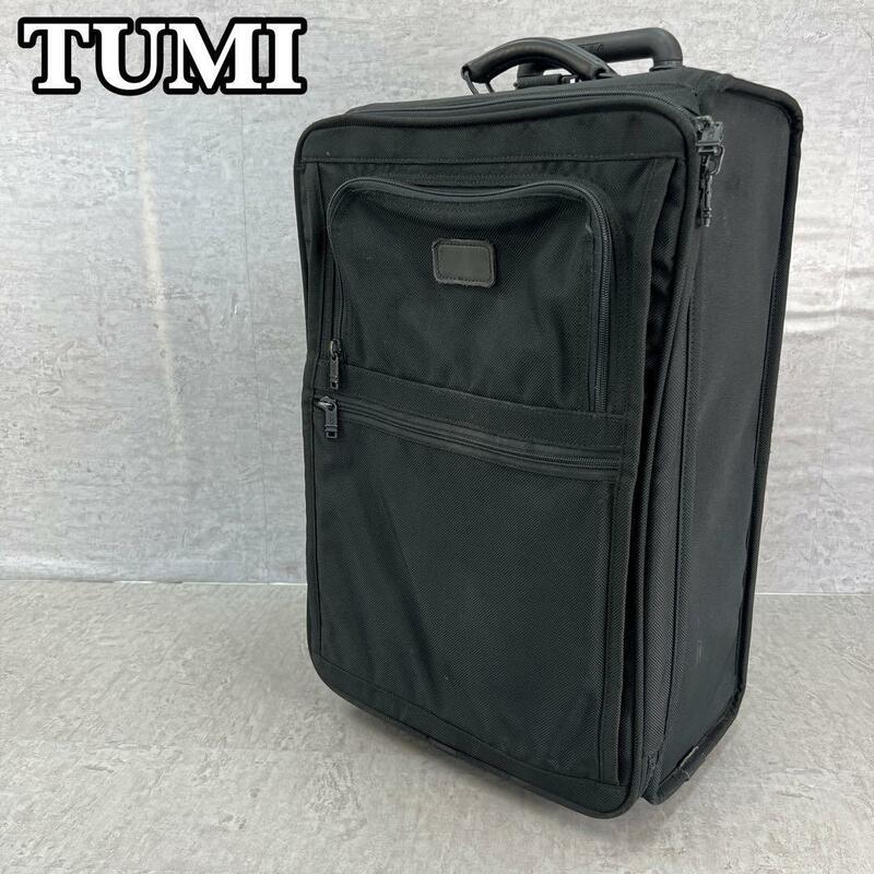 TUMI トゥミ　キャリーバッグ　スーツケース　メンズ　ビジネスバッグ　出張　旅行　トラベル　ナイロン　２輪　ガーメント　ブラック