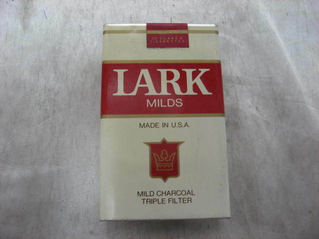 タバコ サンプル 自販機　たばこ　煙草　見本　ダミー　ラーク　マイルド　LARK MILDS 現状品
