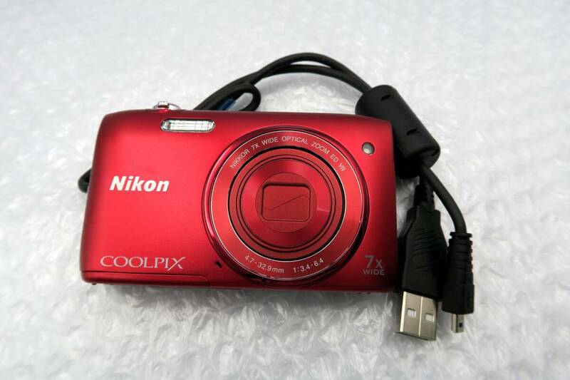 ★【ト足】NIKON ニコン COOLPIX S3500 コンパクト デジタルカメラ 赤 レッド CBZ01ZZA94