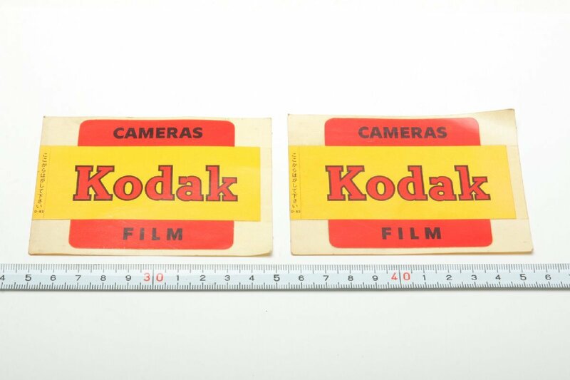 ※ 非売品 40年ほど前アメリカにて購入品 ヴィンテージ 1960年代 2枚 Kodak コダック ステッカー シール Kodak CAMERA FILM c0440