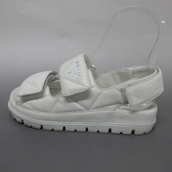 プラダ PRADA サンダル 36 - ナッパレザー 白 レディース キルティング 靴