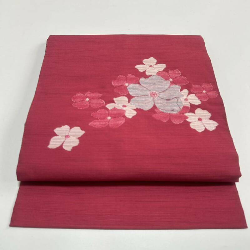 ●きもの翠● 美品 紬 かわいい 花柄 刺繍 名古屋帯 八寸 和装 和服 着物 正絹 中紅 #X159