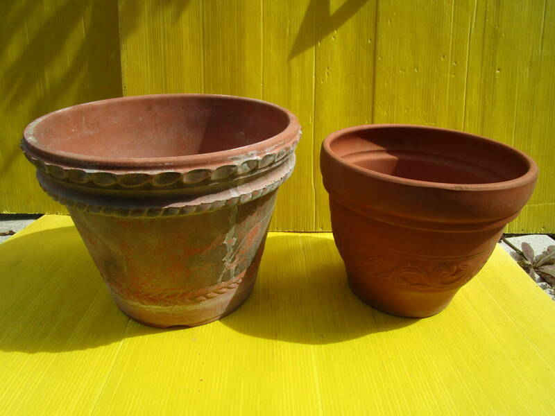 陶器鉢 サイズ 33cm 11号　+　サイズ26㎝　8号　　合計 2個 赤焼 屋外レンガ 色　　訳あり　　　ジャンク　在庫処分　特価