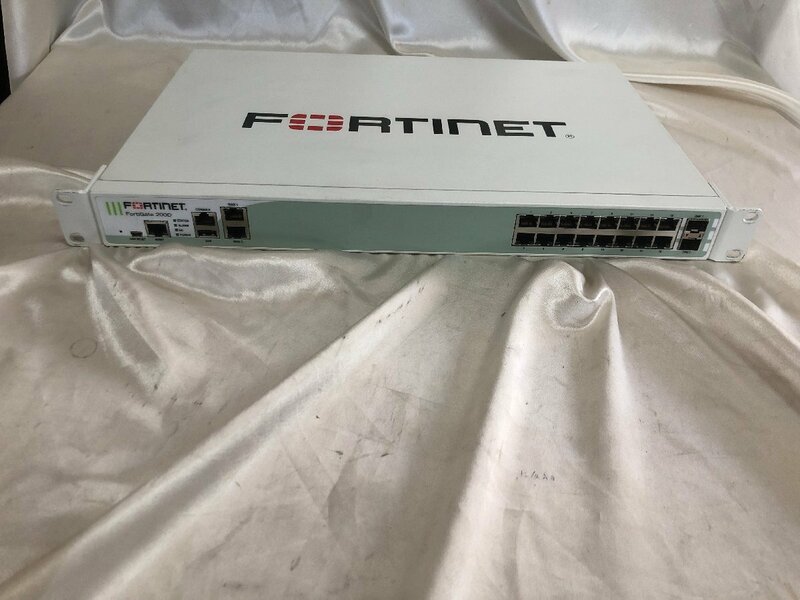 【T】FORTINET／フォーティネット FortiGate 200D 初期化済み 中古品