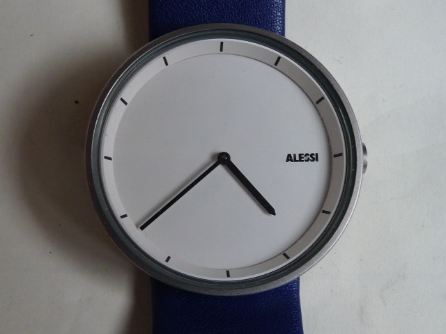 電池交換◆洗練されたALESSI アレッシィ AL13005 Andrea Branzi アンドレア・ブランツィ クオーツ 腕時計 ホワイト文字盤