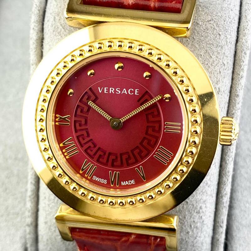 【1円箱付】VERSACE ヴェルサーチ 腕時計 メンズ P5Q メデューサ レッド文字盤 ゴールド ラウンドフェイス 可動品