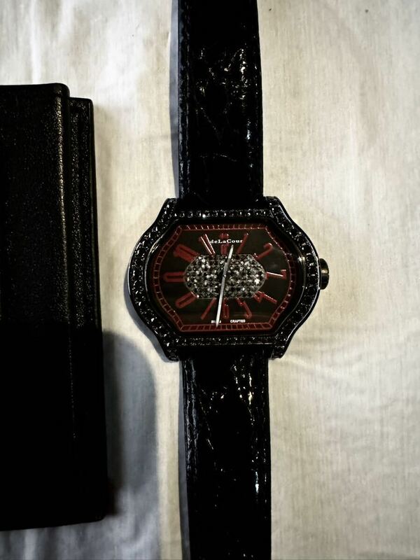 【極美品　送料無料】ドゥラクール　deLaCour シティ　　city ブラックダイヤモンド　腕時計 購入時保証書付