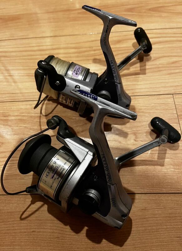 Shimano holiday spin 6000 2個まとめ売り　釣具リール中古