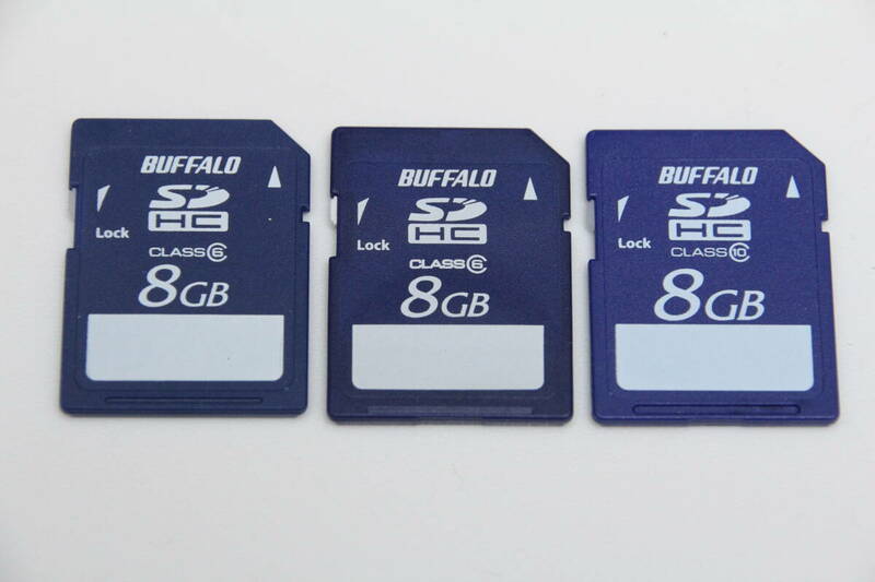 8GB SDHCカード　BUFFALO　　●3枚セット●