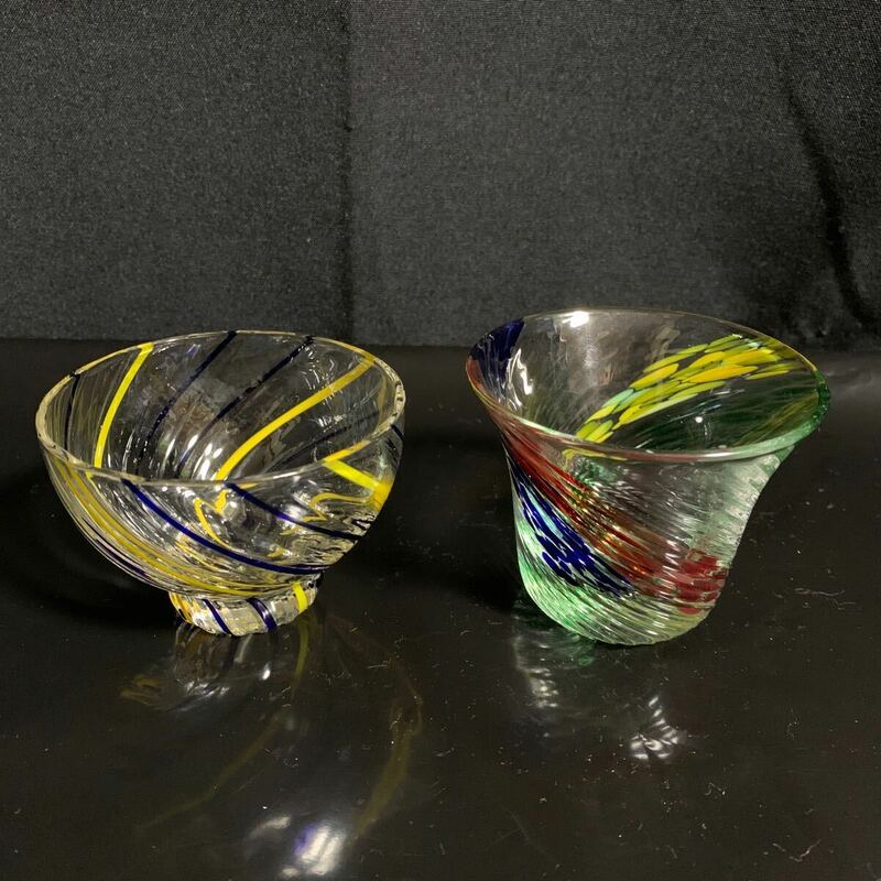 グラス お猪口 色グラス 2個セット ぐい呑み おちょこ 酒器 食器 工芸品 ガラス ロックグラス (9602)