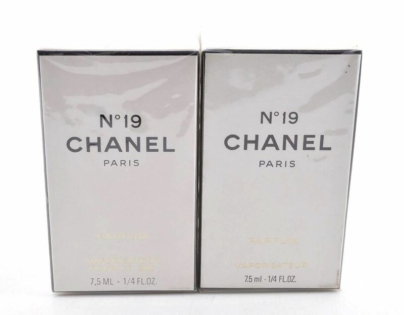 未使用 7.5ml Chanel シャネル No19 PARFUM パルファム 香水 2セット 箱付き b0306011