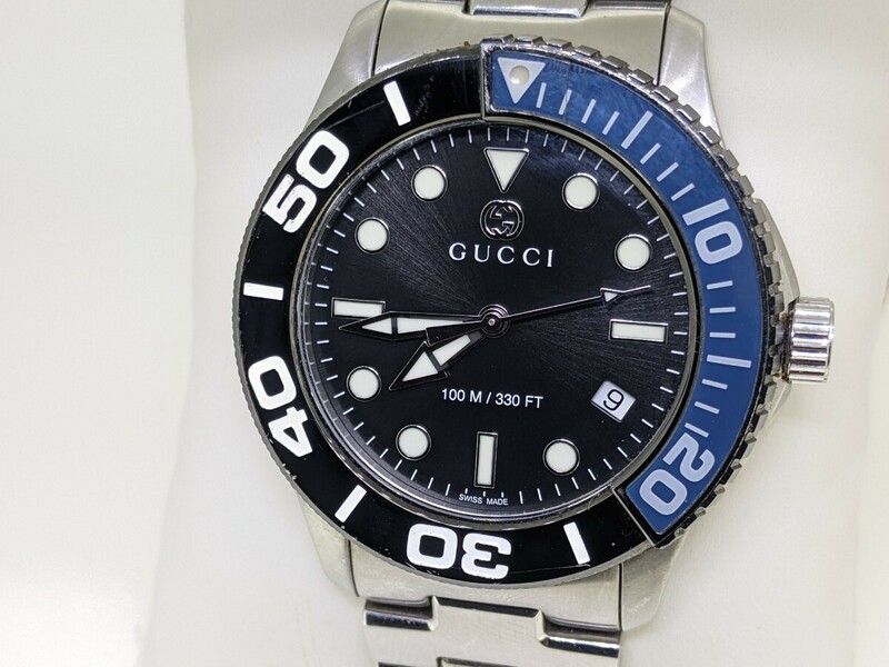 グッチ GUCCI 126.2/YA126281 Gタイムレス ダイバー デイト クォーツ メンズ 電池交換済み 腕時計