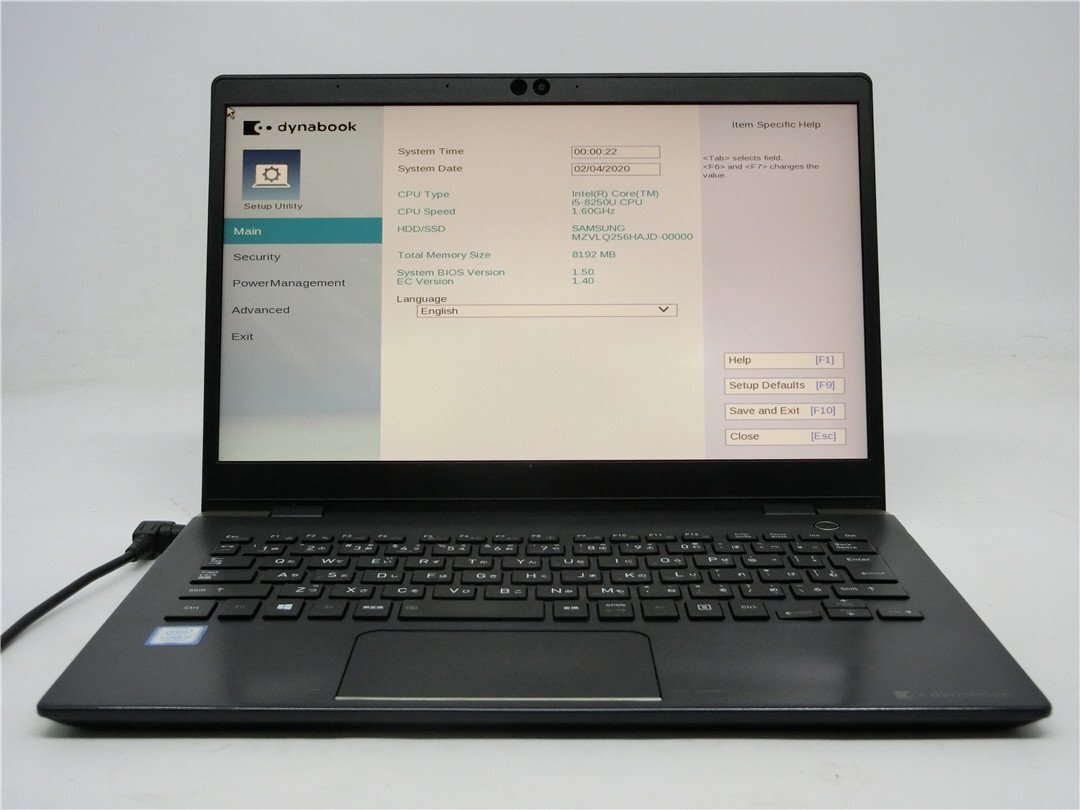 TOSHIBA　G83/DN　Core8世代i5　8250U 　メモリ8GB/SSD256　BIOSまで表示　白ムラあり　　詳細不明　　ジャンク扱い 　送料無料
