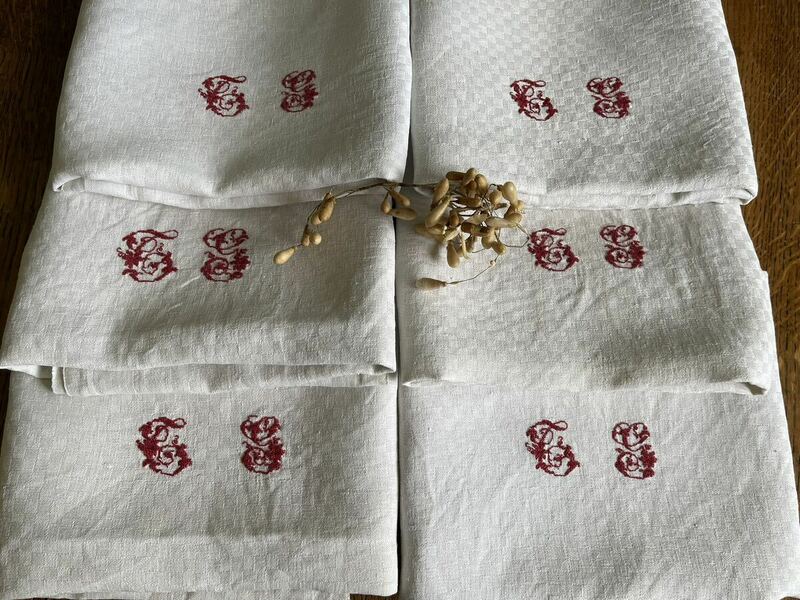 フランス アンティーク 赤糸クロスステッチ花文字『cg』リネンキッチンリネン 6枚手刺繍 素材
