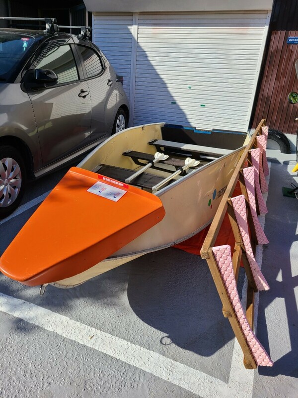 長崎発 お引き取り限定！訳有りフリージア マクロス社製の人気で便利な折り畳みボートです。