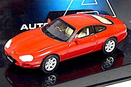 Ж オートアート 1/43 ジャガー JAGUAR XK8 クーペ Coup レッド Red 1998 AUTOart 53632 車のみ! Ж XKR XJR-S Daimler Aston Maserati