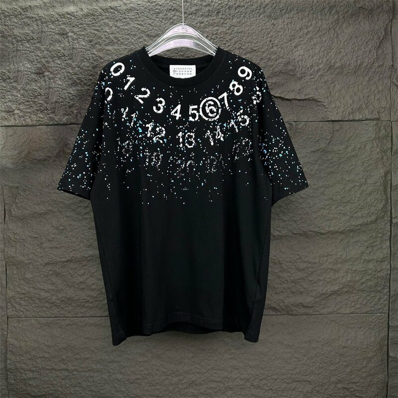 Maison Margiela メゾン マルジェラ 半袖Tシャツ ユニセックス ブラック色 ネック ナンバープリント おしゃれ 黒 Lサイズ
