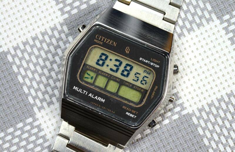 ☆ 状態良品　CITIZEN　シチズン　デジタル・マルチアラーム　DIGITAL　40-1137　SS　電池交換品　純正ＢＯＸ付　Vintage citizen！