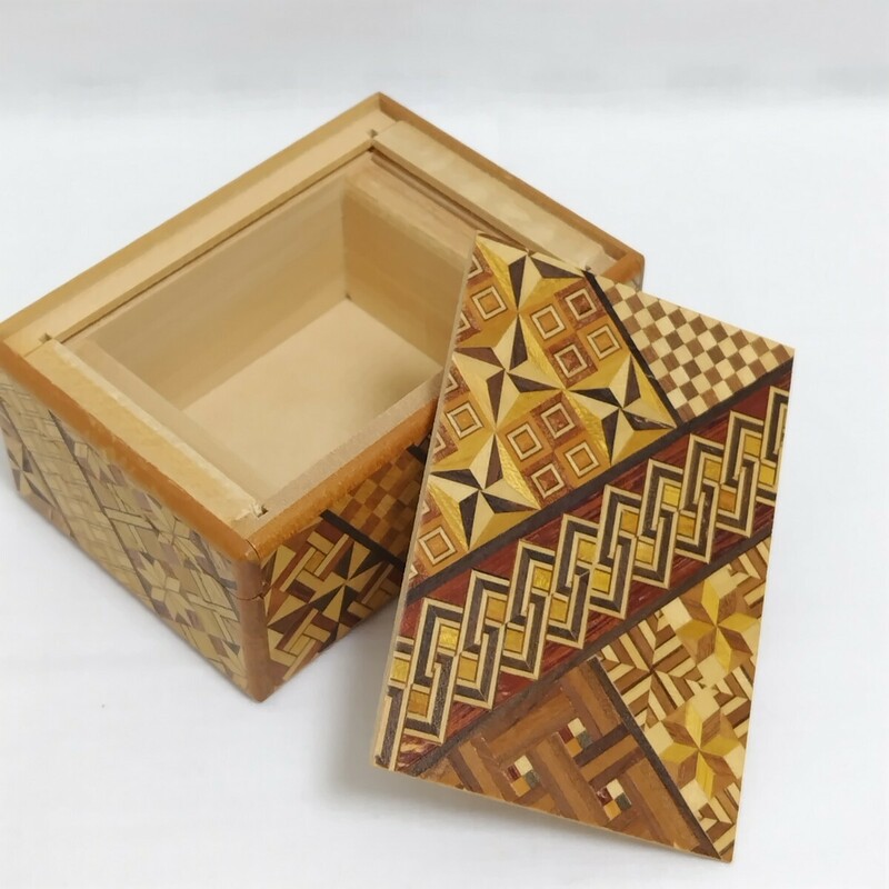 箱根寄木細工 からくり秘密箱 小物入れ 伝統的工芸品 木箱 木製 伝統工芸