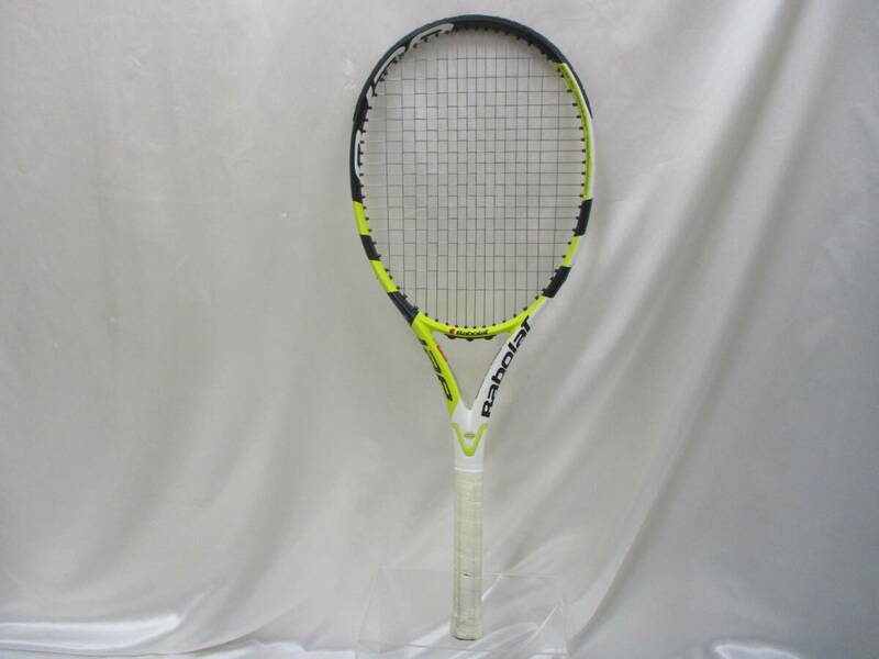 2. バボラ (AERO PRO DRIVE＋)テニスラケット ウエイト:300g バランス:320mm ヘッドサイズ:645CM