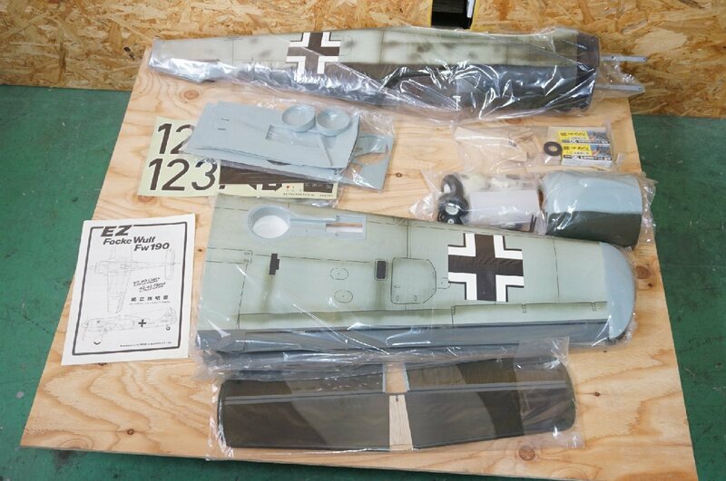 [SK][E4342017] 未使用未組立品 OK模型 EZ Focke Wulf フォッケウルフ FW190 60～90Class R/C ラジコン飛行機 元箱付き