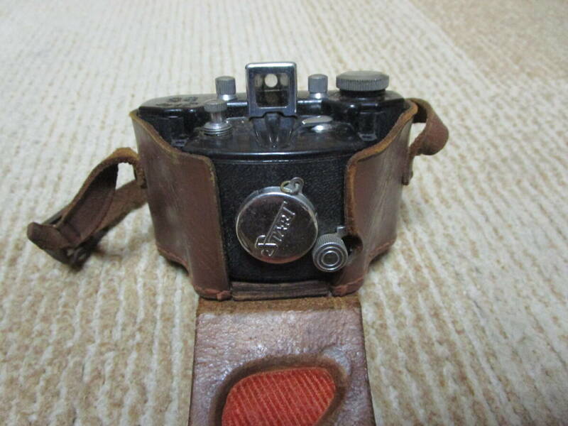 ビンテージレトロアンティーク　1950年代　一光社　START35　スタート35　トイカメラ　ミニカメラ　革ケース付き　各部固着無し