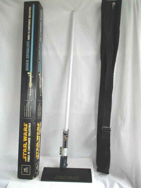 STAR WARS FORCE FX LIGHTSABER COLLECTIBLE　ANAKIN SKYWALKER