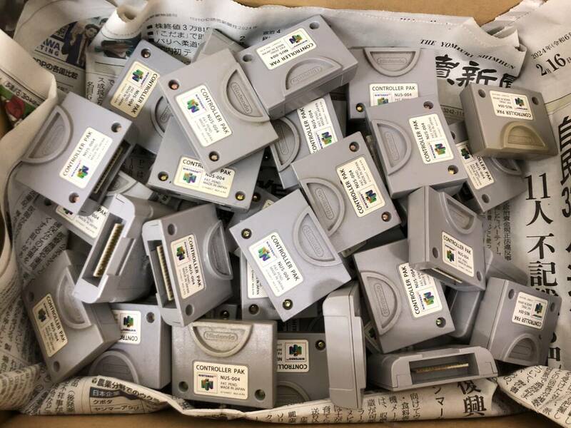 N64 ニンテンドー64 コントローラーパック 約35個セット 未チェック ジャンク まとめ売り Nintendo【z4-108/0/0】