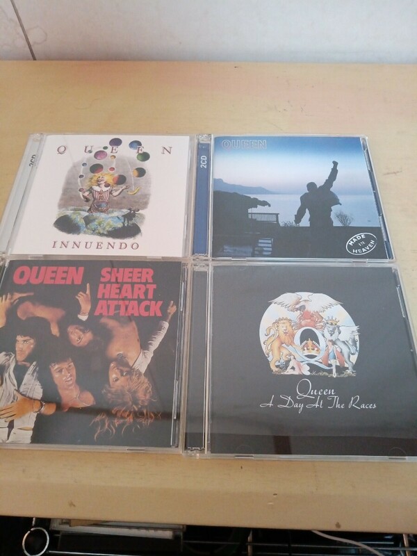 #295 QUEEN Sheer Heart Attack INNUEND made in heaven a day at the races 2011 digital remaster CD アルバム