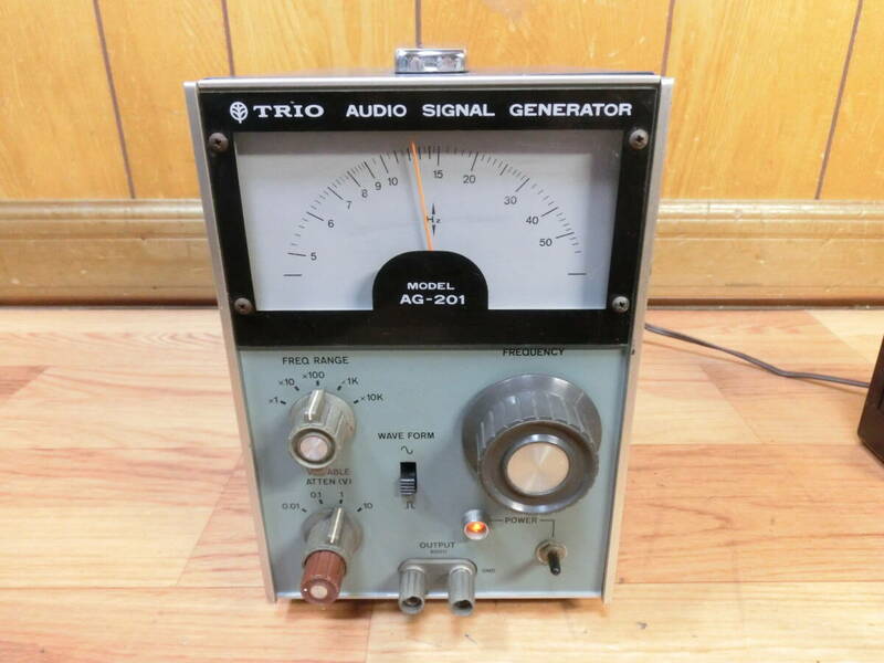 ● トリオ 低周波発振器 AG-201 AUDIO SIGNAL GENERATOR　動作品 ●