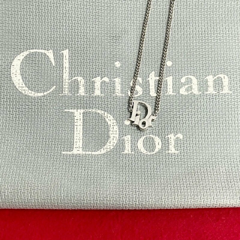 ほぼ未使用 レア Christian Dior ディオール ロゴ チェーン ネックレス ペンダント シルバー レディース メンズ アクセサリー 72302