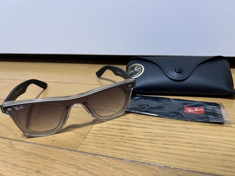 レイバン　A　サングラス　ブラック　パープル　Ray-Ban 　未使用