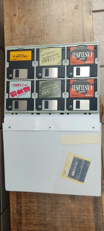 PC-9800用 ゲームソフト 動作未保証 中古データ入 各種69枚 3.5インチディスク 防磁ケース入