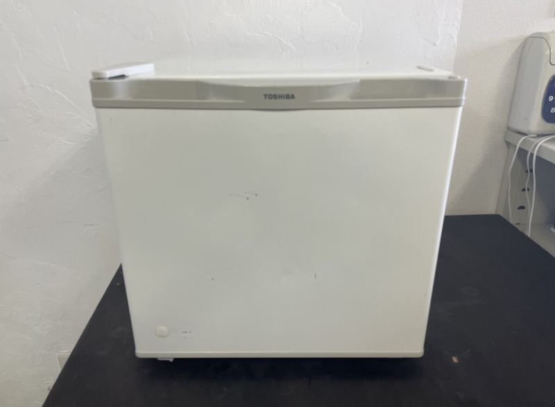 動作確認済み TOSHIBA 東芝 GRHB30GAL-W 冷蔵庫 2018年製 左開きタイプ 1ドア 27L (4)