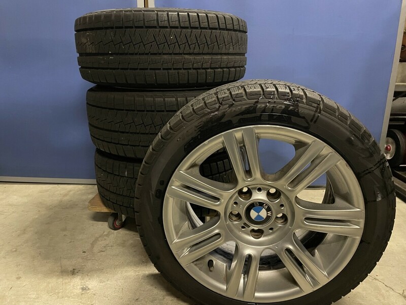 純正 BMW ホイール ダブルスポーク３シリーズ E90系 Ｍスポーツ 17インチ PIRELLI 225/45 R17 910 スタッドレス 2019年製 タイヤ