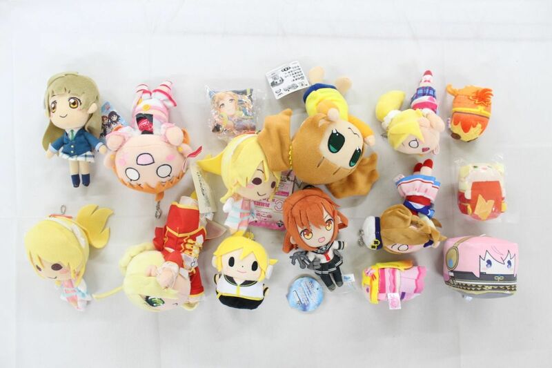 P00】Fate FGO ラブライブ 他 ぬいぐるみ ミニクッション まとめ大量グッズセット品