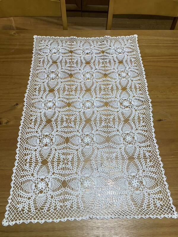 ドイリー レース編み 長方形 50㎝×80㎝ 白 お花 テーブルセンター テーブルクロス ハンドメイド レトロ ヴィンテージ アンティーク