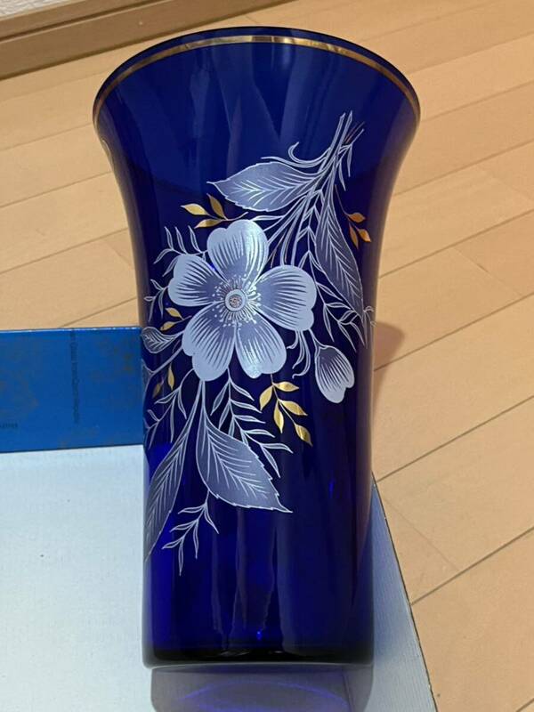 ボヘミア　花瓶