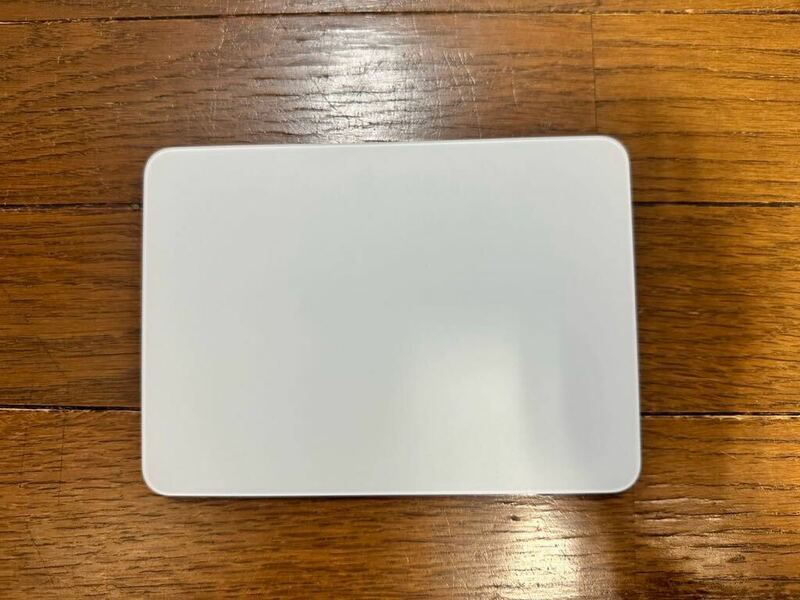 Apple Magic Trackpad マジックトラックパッド Multi-Touch対応 MK2D3ZA/A（ホワイト）