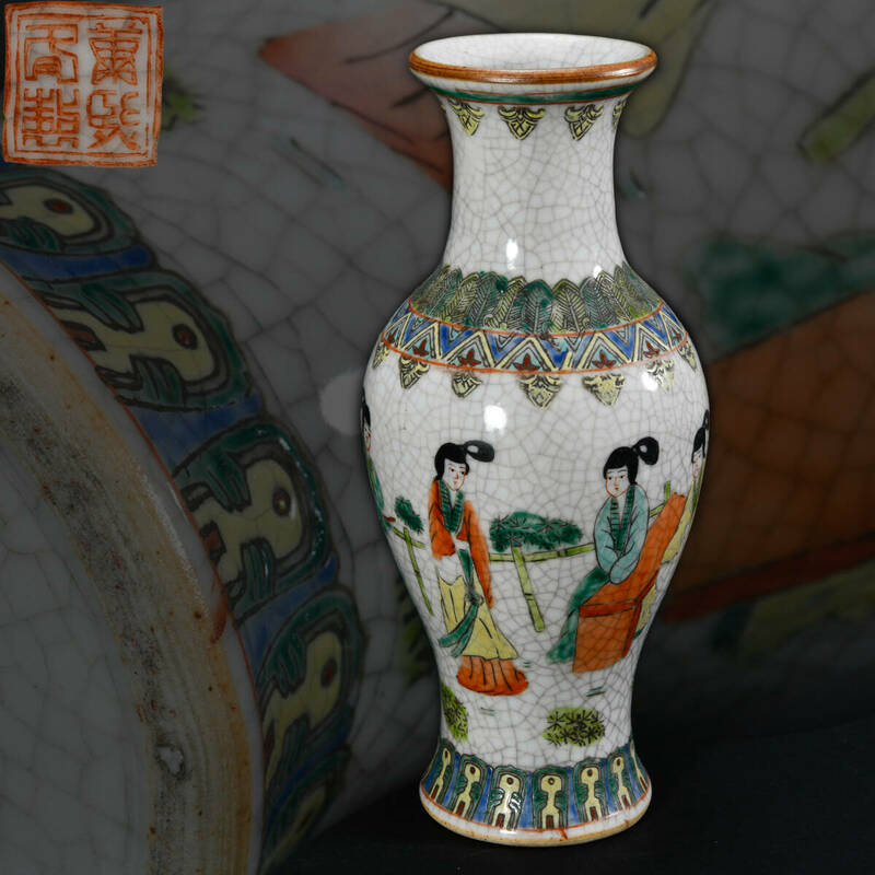 br10611 中国美術 色絵人物文花瓶 五彩 陶磁器 在銘 置物 唐物 高25.5cm 幅約11cm