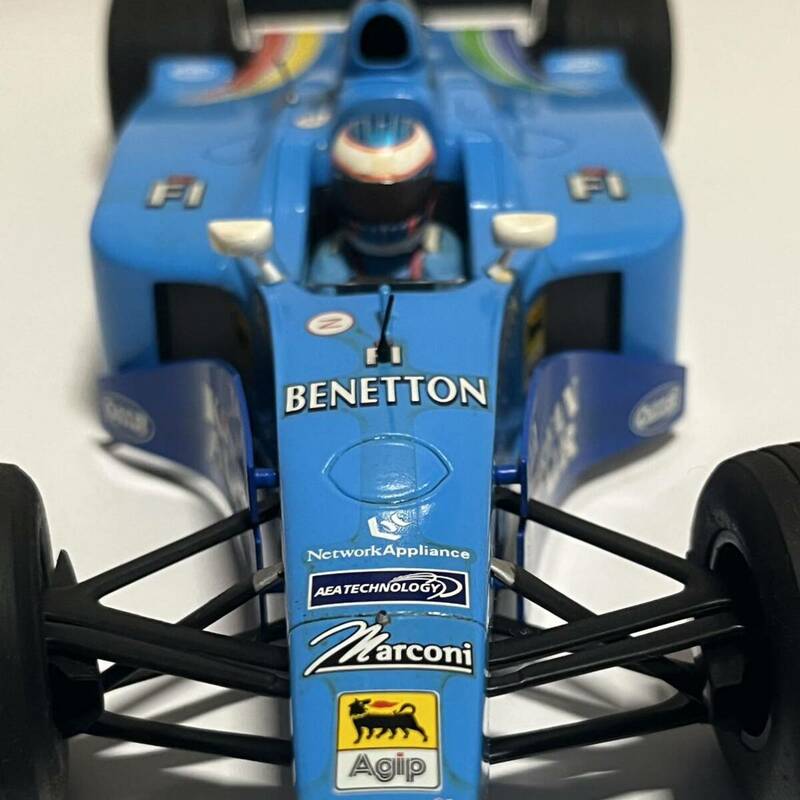 1/18 MINICHAMPS F-1 Benetton play life B200 2000 中古品　箱無し